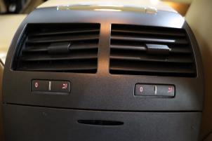 Volkswagen Phaeton 6.0 W12 48V 4Motion Épave (2003, Métallisé, Bleu)