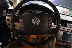 Volkswagen Phaeton 6.0 W12 48V 4Motion Épave (2003, Métallisé, Bleu)