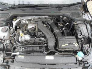Volkswagen Golf VIII 1.5 TSI BlueMotion 16V Samochód złomowany (2020, Srebrnoszary)