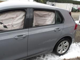 Volkswagen Golf VIII 1.5 TSI BlueMotion 16V Samochód złomowany (2020, Srebrnoszary)