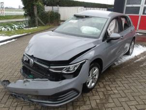Volkswagen Golf VIII 1.5 TSI BlueMotion 16V Samochód złomowany (2020, Srebrnoszary)