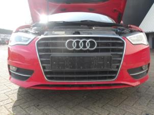 Audi A3 Sportback 1.8 TFSI 16V Épave (2013, Rouge)