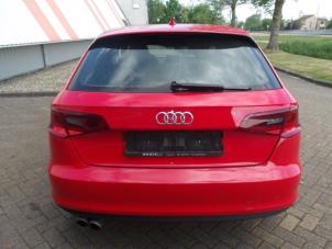 Audi A3 Sportback 1.8 TFSI 16V Épave (2013, Rouge)