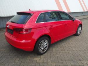 Audi A3 Sportback 1.8 TFSI 16V Épave (2013, Rouge)