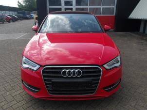 Audi A3 Sportback 1.8 TFSI 16V Épave (2013, Rouge)