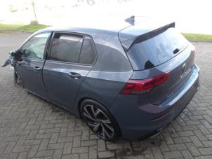 Volkswagen Golf VIII 1.5 eTSI 16V Vehículo de desguace (2021, Metálico, Gris plateado)