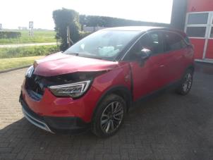 Opel Crossland 1.2 12V Épave (2020, Rouge, Noir)