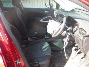 Opel Crossland 1.2 12V Épave (2020, Rouge, Noir)