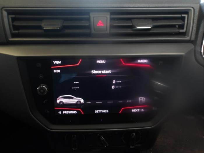 Seat Ibiza V 1.0 MPI 12V Épave (2019, Métallisé, Gris argenté)