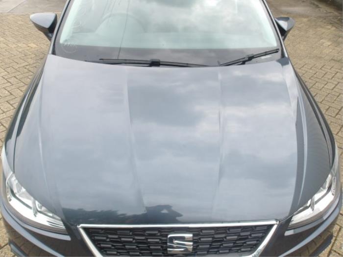 Seat Ibiza V 1.0 MPI 12V Épave (2019, Métallisé, Gris argenté)