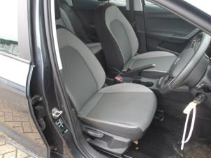 Seat Ibiza V 1.0 MPI 12V Épave (2019, Métallisé, Gris argenté)