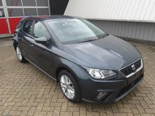 Seat Ibiza V 1.0 MPI 12V Épave (2019, Métallisé, Gris argenté)