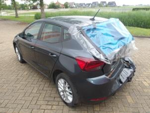 Seat Ibiza V 1.0 MPI 12V Épave (2019, Métallisé, Gris argenté)
