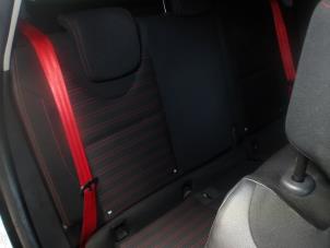 Renault Clio IV 1.6 Turbo 16V RS 200 EDC Épave (2016, Métallisé, Noir, Jaune, Gris)