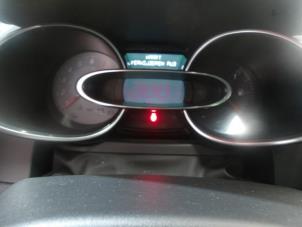 Renault Clio IV 1.6 Turbo 16V RS 200 EDC Épave (2016, Métallisé, Noir, Jaune, Gris)