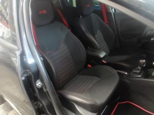 Renault Clio IV 1.6 Turbo 16V RS 200 EDC Épave (2016, Métallisé, Noir, Jaune, Gris)