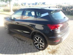 Seat Arona 1.0 TSI 12V Épave (2019, Métallisé, Noir)