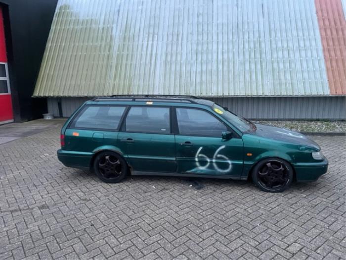 Volkswagen Passat 2.8 VR6 Épave (1994, Vert)