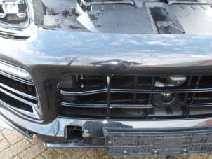 Porsche Cayenne III 3.0 V6 Turbo 24V E-Hybrid Épave (2022, Noir)