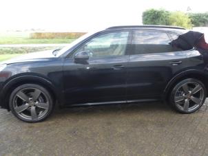Porsche Cayenne III 3.0 V6 Turbo 24V E-Hybrid Épave (2022, Noir)