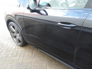 Porsche Cayenne III 3.0 V6 Turbo 24V E-Hybrid Épave (2022, Noir)