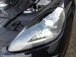 Porsche Cayenne III 3.0 V6 Turbo 24V E-Hybrid Épave (2022, Noir)
