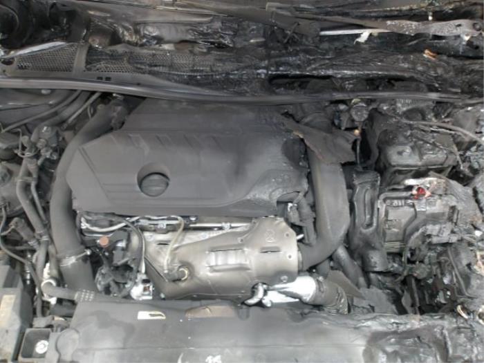 Opel Astra L 1.6 Plug-in Hybrid Turbo 16V Samochód złomowany (2022, Metalik, Czarny)