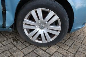 Volkswagen Eos 2.0 FSI 16V Samochód złomowany (2006, Metalik, Niebieski)