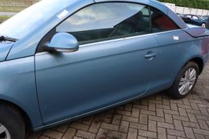 Volkswagen Eos 2.0 FSI 16V Samochód złomowany (2006, Metalik, Niebieski)