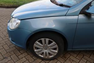 Volkswagen Eos 2.0 FSI 16V Samochód złomowany (2006, Metalik, Niebieski)