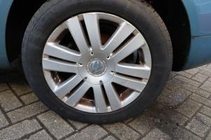 Volkswagen Eos 2.0 FSI 16V Samochód złomowany (2006, Metalik, Niebieski)