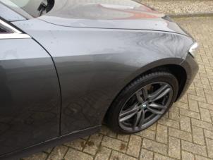 BMW 3 serie Touring 320i 2.0 TwinPower Turbo 16V Épave (2019, Métallisé, Gris argenté)