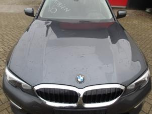 BMW 3 serie Touring 320i 2.0 TwinPower Turbo 16V Épave (2019, Métallisé, Gris argenté)