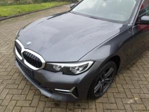 BMW 3 serie Touring 320i 2.0 TwinPower Turbo 16V Épave (2019, Métallisé, Gris argenté)