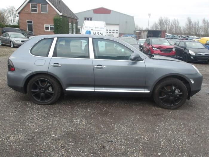 Porsche Cayenne 4.5 S V8 32V Épave (2003, Gris)
