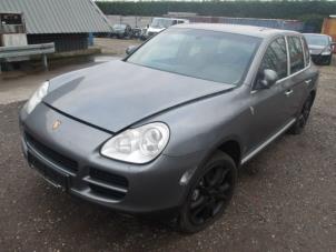 Porsche Cayenne 4.5 S V8 32V Épave (2003, Gris)