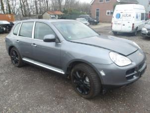 Porsche Cayenne 4.5 S V8 32V Épave (2003, Gris)