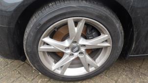 Audi A4 1.8 TFSI 16V Épave (2013, Métallisé, Noir)