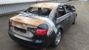 Audi A4 1.8 TFSI 16V Épave (2013, Métallisé, Noir)