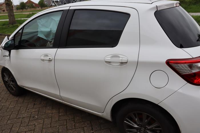 Toyota Yaris III 1.5 16V Hybrid Samochód złomowany (2019, Bialy)