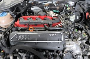 Audi TT 2.5 RS Turbo 20V Quattro Vehículo de desguace (2009, Metálico, Gris plateado)