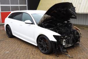 Audi A6 Avant 3.0 TDI V6 24V Quattro Vehículo de desguace (2018, Blanco)
