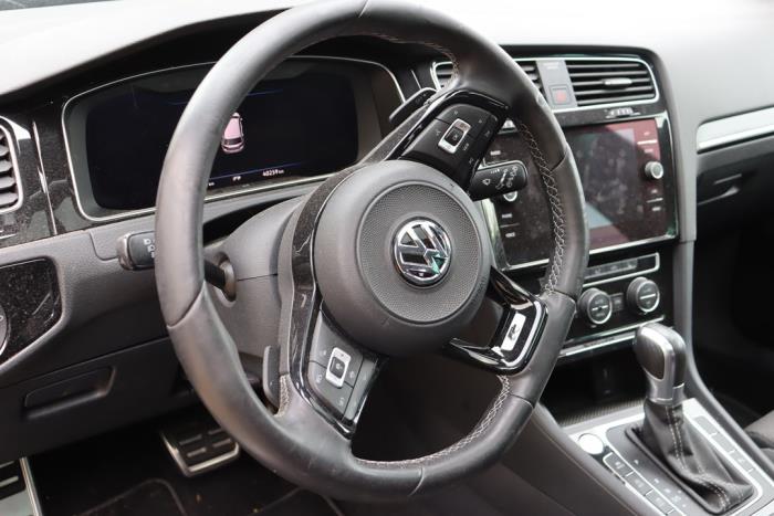 Volkswagen Golf VII 2.0 R 4Motion 16V Épave (2019, Métallisé, Gris argenté)