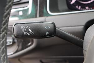 Volkswagen Golf VII 2.0 R 4Motion 16V Épave (2019, Métallisé, Gris argenté)