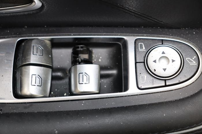 Mercedes S AMG 5.5 S-63 AMG V8 32V Biturbo 4-Matic Épave (2016, Gris)