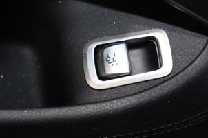 Mercedes S AMG 5.5 S-63 AMG V8 32V Biturbo 4-Matic Épave (2016, Gris)
