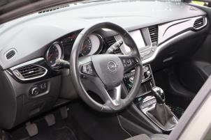 Opel Astra K 1.2 Turbo 12V Épave (2021, Gris)