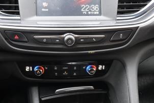 Opel Insignia Sports Tourer 1.5 Turbo 16V 165 Épave (2020, Bleu)