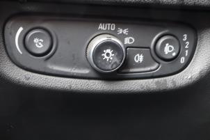 Opel Insignia Sports Tourer 1.5 Turbo 16V 165 Épave (2020, Bleu)