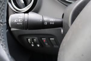 Renault Captur I 1.3 TCE 150 16V Épave (2019, Orange)